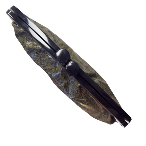 Vintage Valerie Made In Italy Green Snakeskin Classic Retro Kiss lock Clutch - Picture 9 of 15